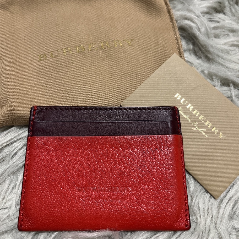 Burbery- Red Leather Cardholder